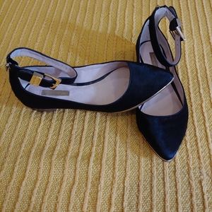 Louise et Cie: Lo-Lente Pointed Toe Shoe